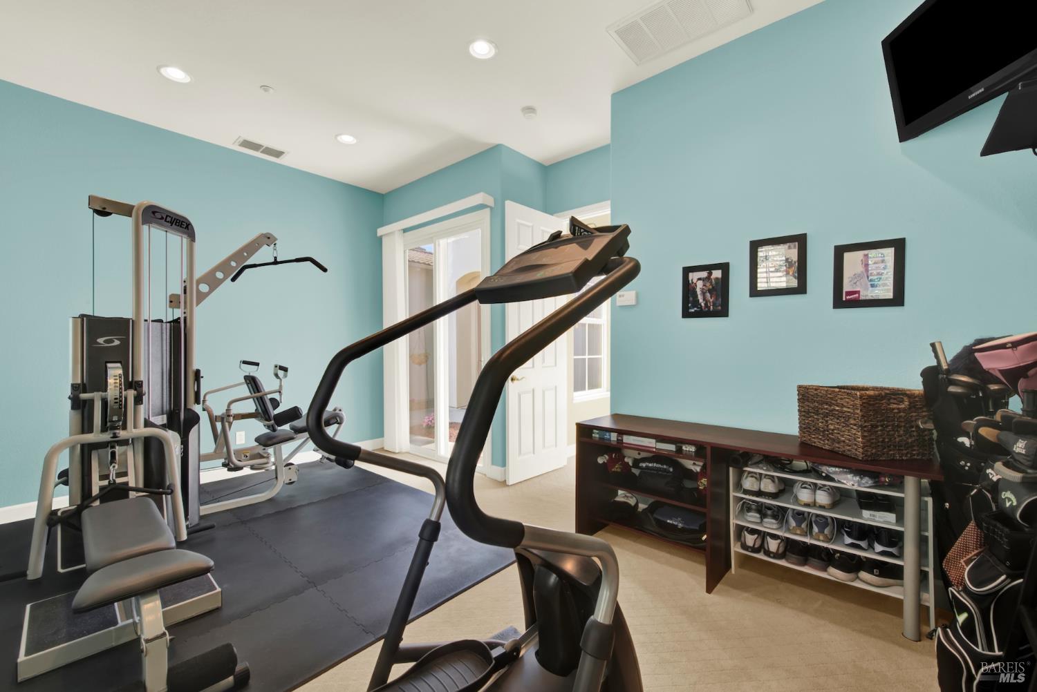 Detail Gallery Image 62 of 93 For 3337 Spyglass Ct, Fairfield,  CA 94534 - 4 Beds | 2/1 Baths