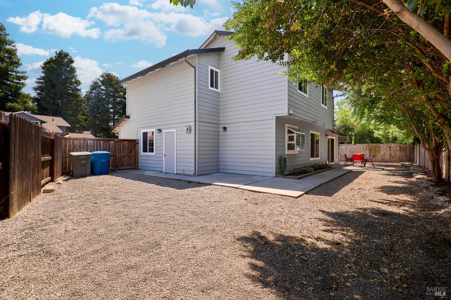 Detail Gallery Image 22 of 29 For 1325 Angela Ct, Dixon,  CA 95620 - 3 Beds | 2/1 Baths