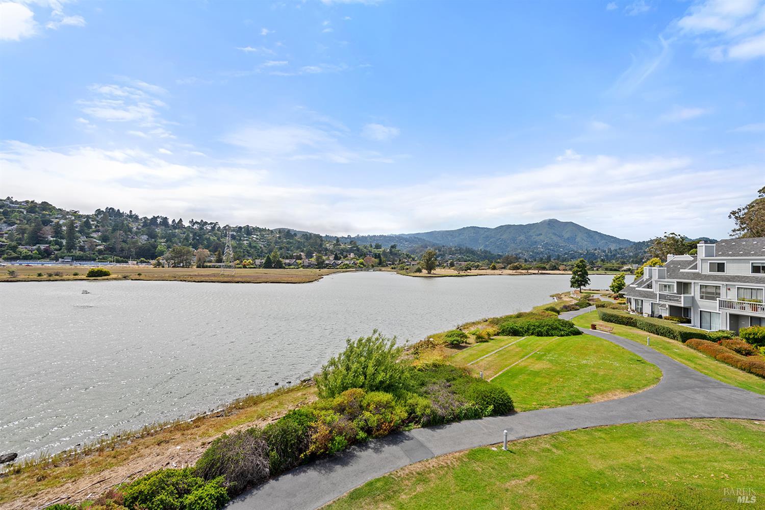 Detail Gallery Image 42 of 49 For 6029 Shelter Bay Ave, Mill Valley,  CA 94941 - 2 Beds | 2/1 Baths