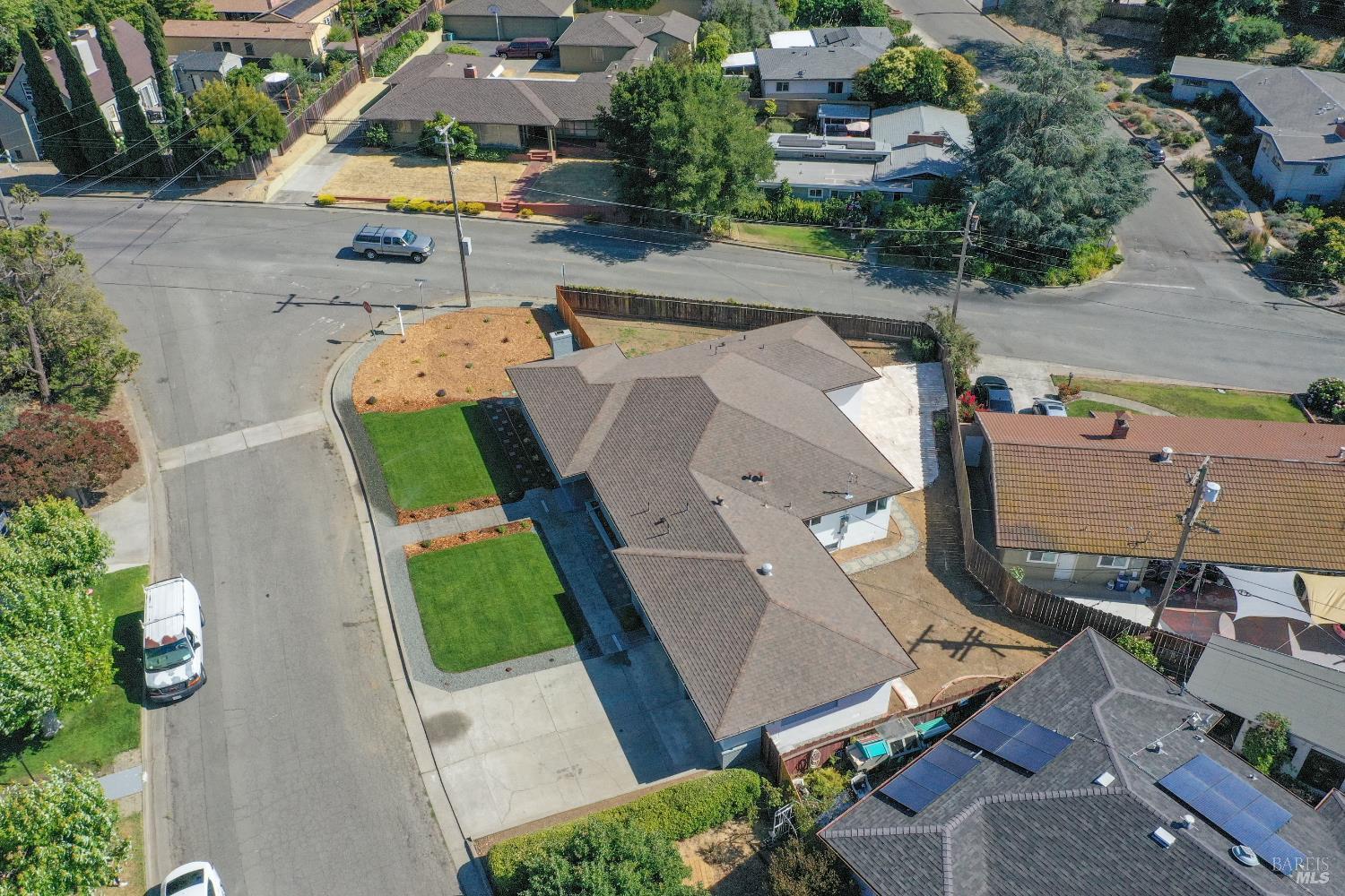 Detail Gallery Image 3 of 64 For 406 El Camino Real Unkn, Vallejo,  CA 94590 - 3 Beds | 2 Baths