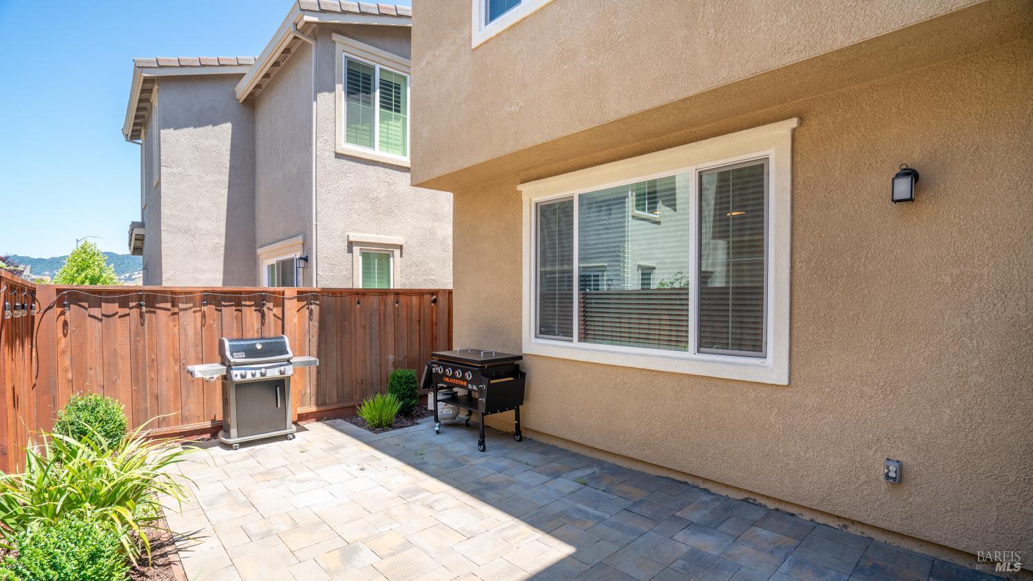 Detail Gallery Image 28 of 30 For 2129 Kingwood Rd, Rohnert Park,  CA 94928 - 3 Beds | 2/1 Baths