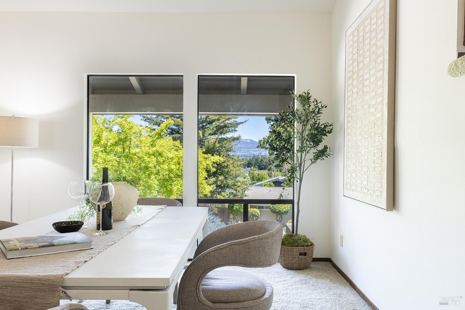 Detail Gallery Image 13 of 57 For 2740 Jacqueline Ct, Napa,  CA 94558 - 3 Beds | 2/1 Baths