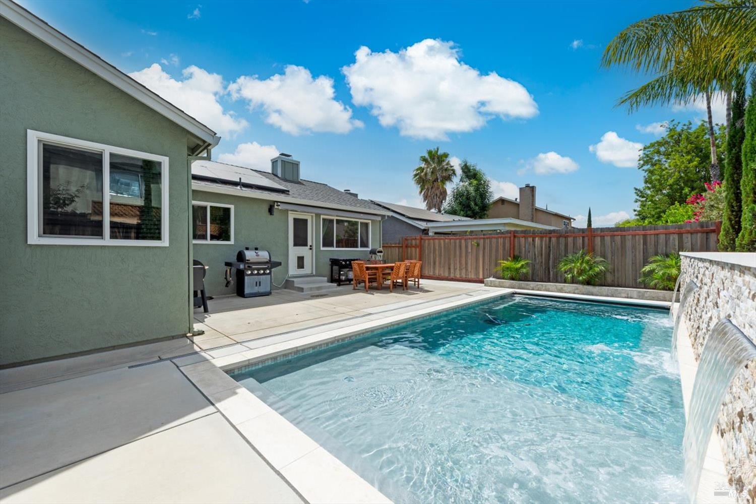 Detail Gallery Image 39 of 57 For 342 Dublin Way, Vacaville,  CA 95688 - 3 Beds | 2 Baths