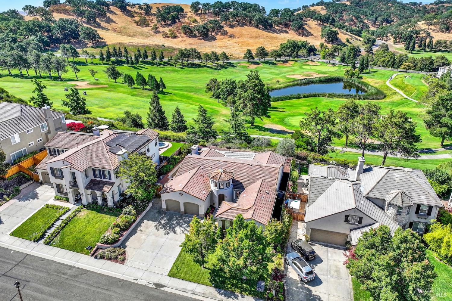 Detail Gallery Image 7 of 93 For 3337 Spyglass Ct, Fairfield,  CA 94534 - 4 Beds | 2/1 Baths