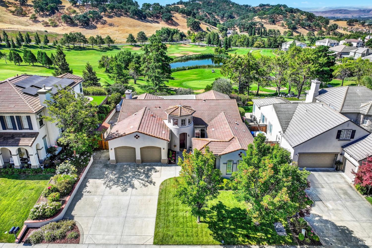 Detail Gallery Image 9 of 93 For 3337 Spyglass Ct, Fairfield,  CA 94534 - 4 Beds | 2/1 Baths