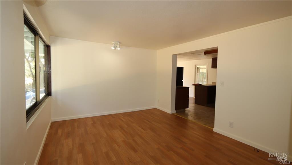 Detail Gallery Image 5 of 28 For 3325 12th St, Clearlake,  CA 95422 - 3 Beds | 2 Baths
