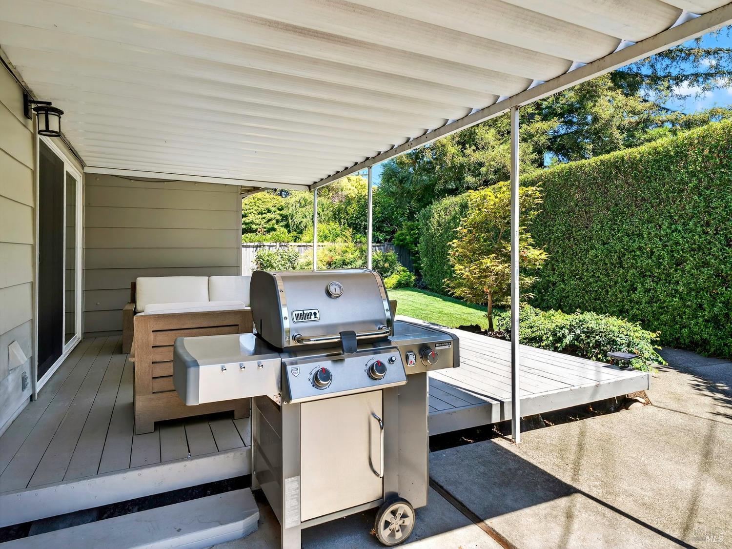 Detail Gallery Image 39 of 50 For 1215 Moss Rock Ct, Santa Rosa,  CA 95404 - 3 Beds | 2 Baths
