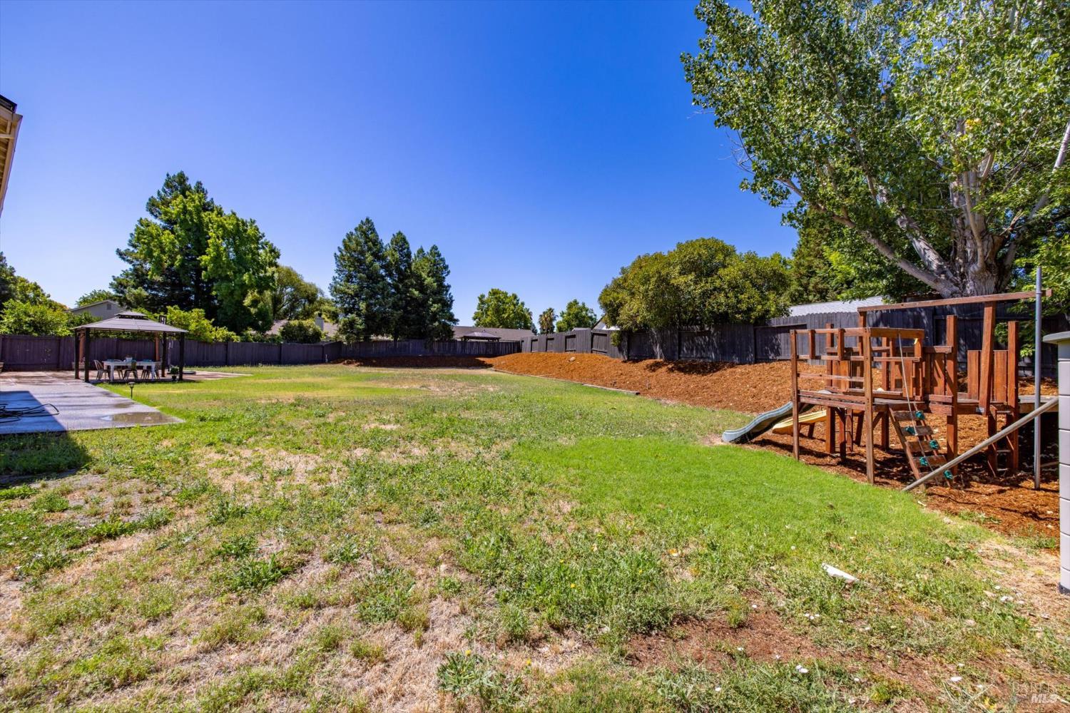 Detail Gallery Image 55 of 78 For 1013 Flint Ct, Vacaville,  CA 95687 - 4 Beds | 3 Baths