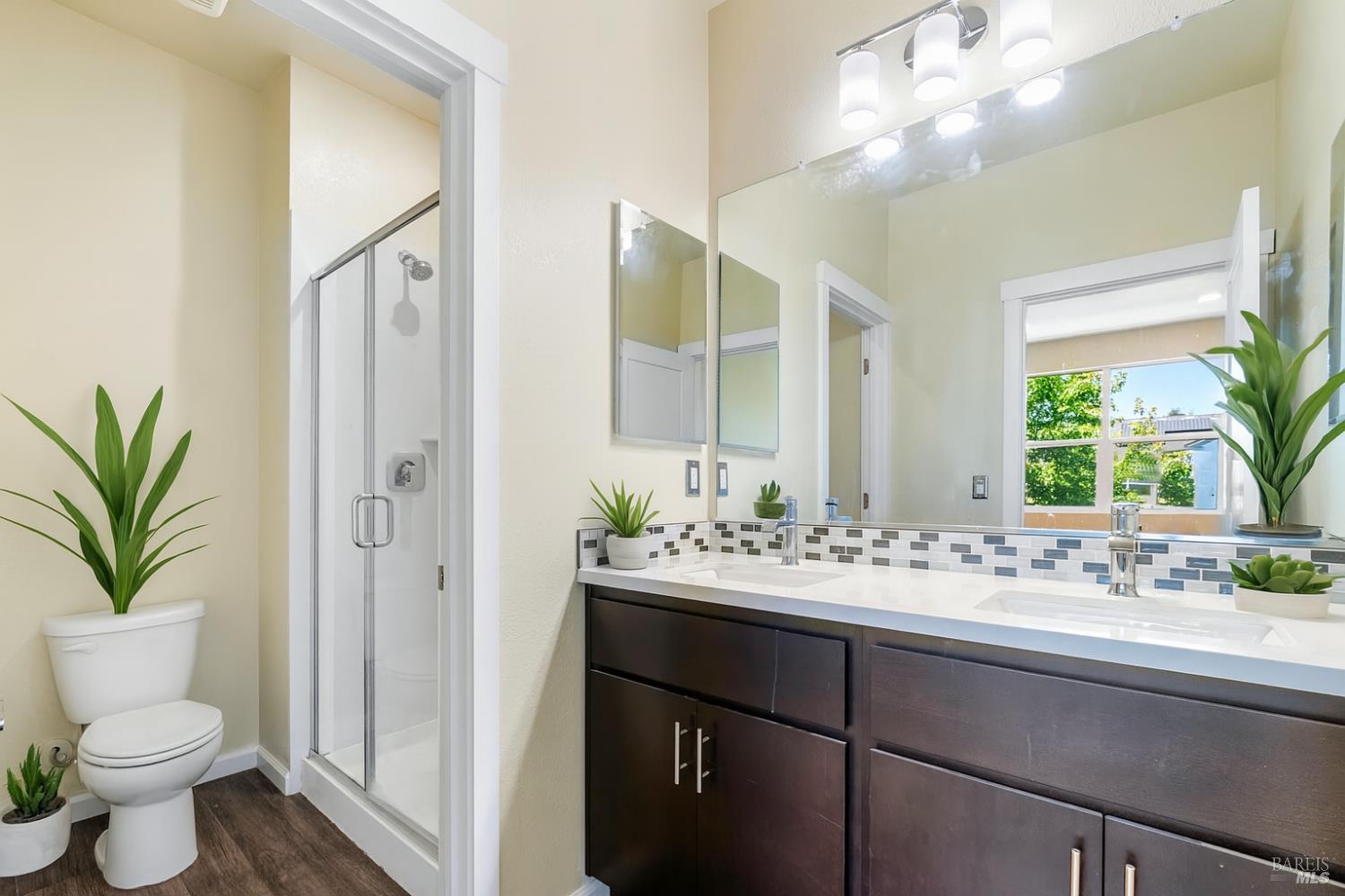 Detail Gallery Image 6 of 7 For 434 Blythewood Pl, Santa Rosa,  CA 95407 - 4 Beds | 2/1 Baths