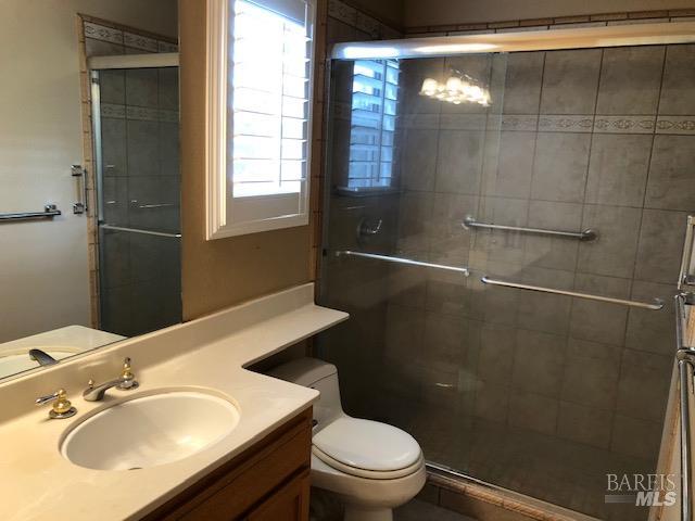 Detail Gallery Image 9 of 28 For 9512 Wellington Cir, Windsor,  CA 95492 - 4 Beds | 3 Baths