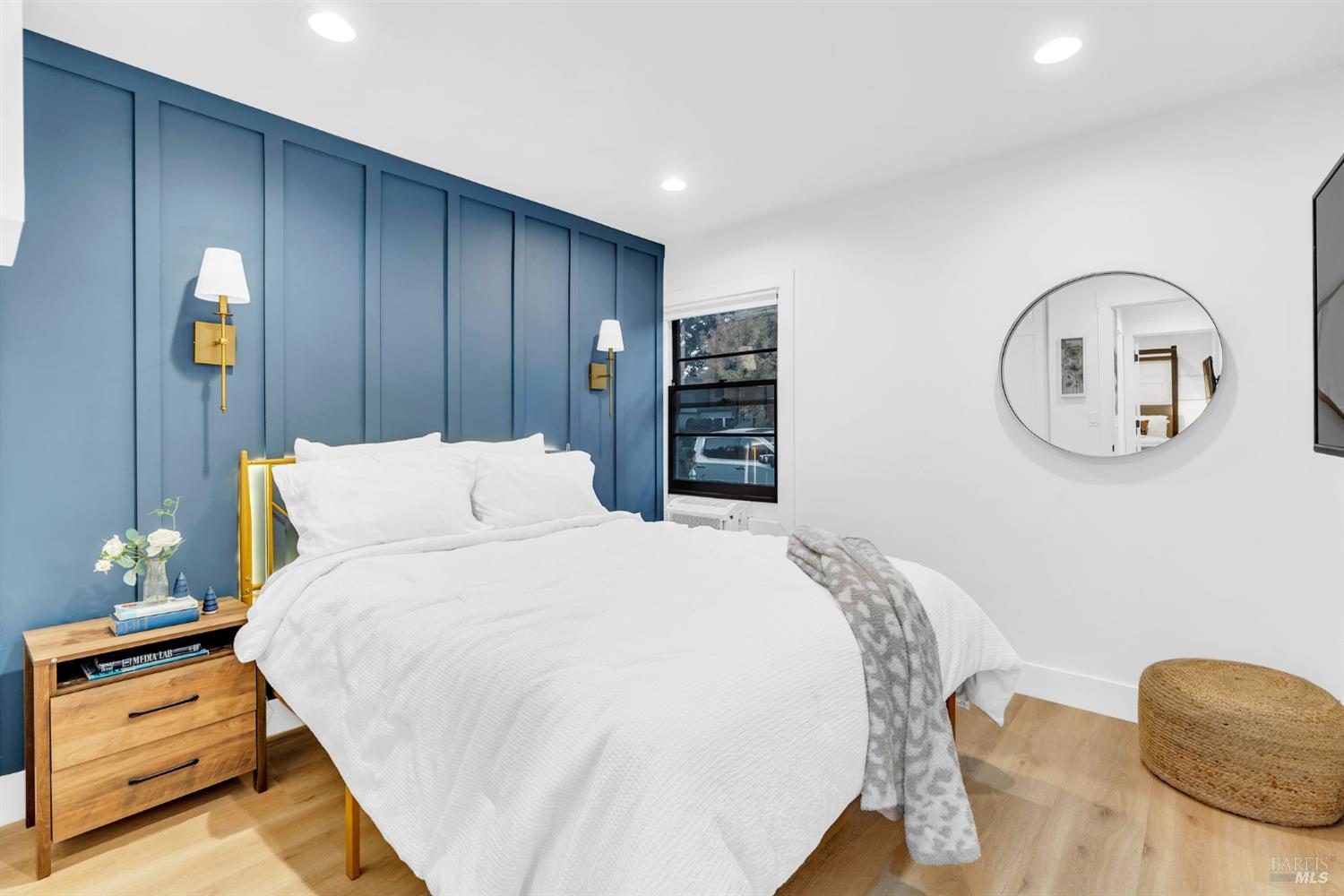 Detail Gallery Image 17 of 25 For 1594 Laurel St, Napa,  CA 94559 - 2 Beds | 2 Baths