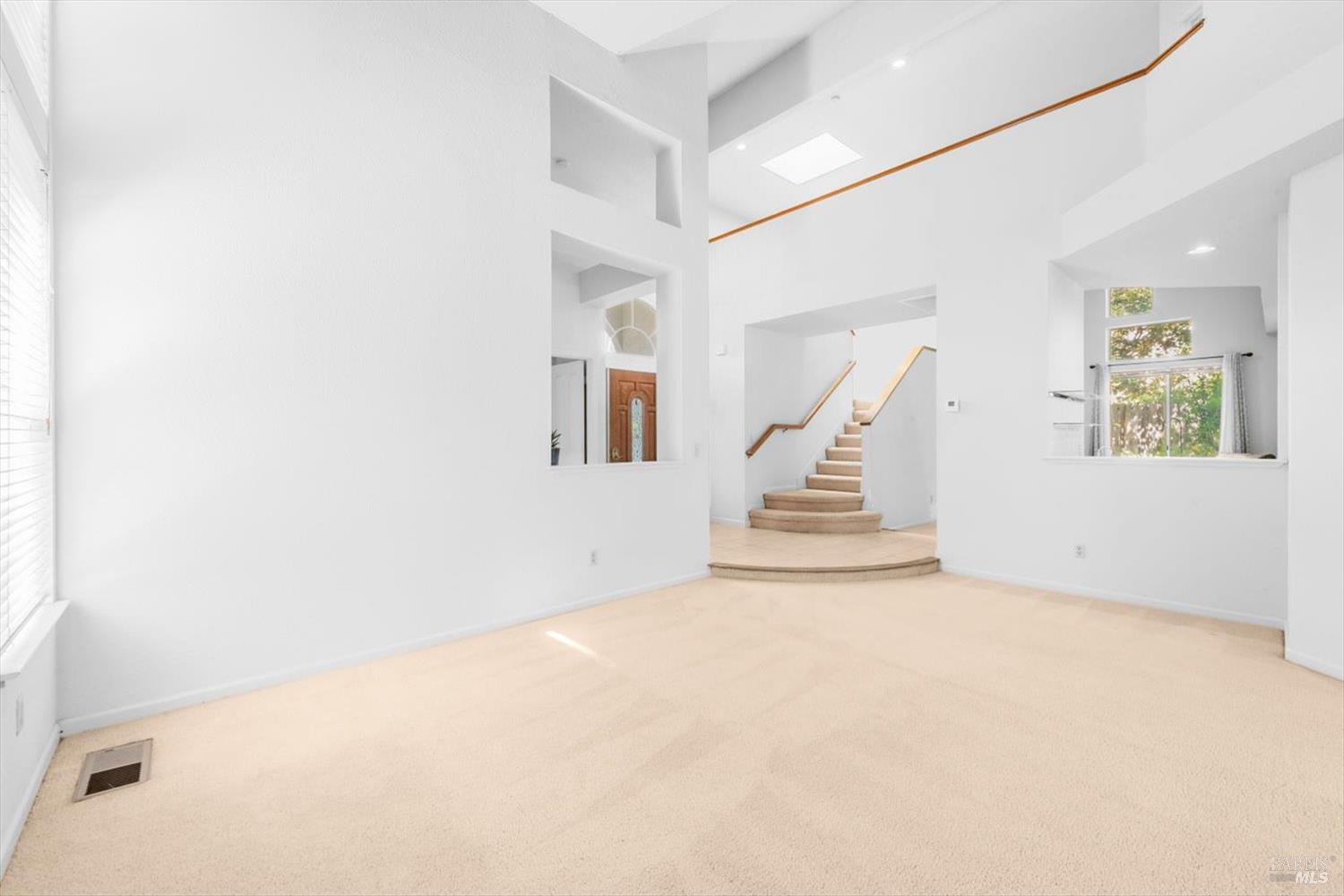 Detail Gallery Image 14 of 82 For 2136 Lakewood Dr, Fairfield,  CA 94534 - 4 Beds | 2/1 Baths