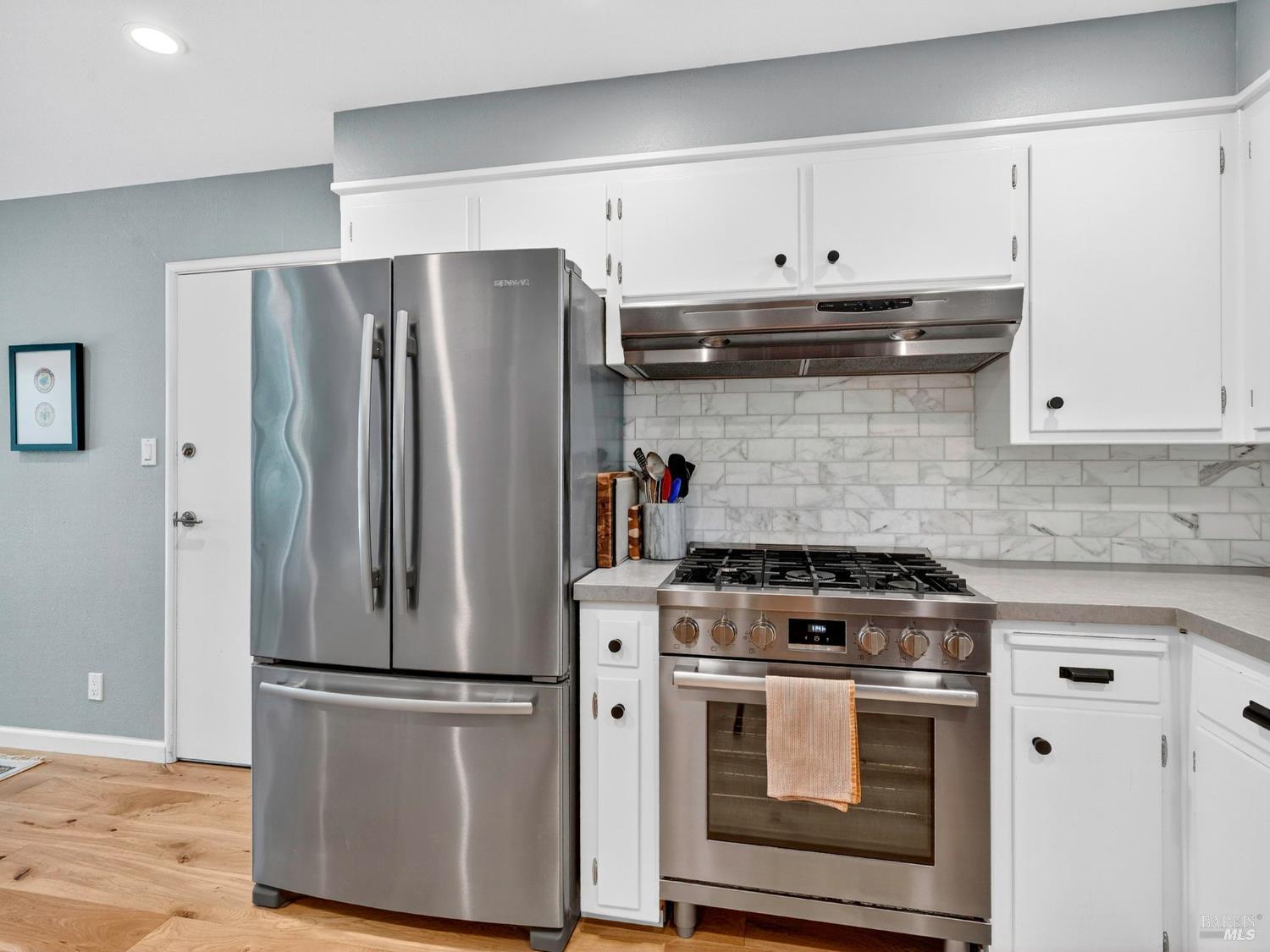 Detail Gallery Image 12 of 50 For 1215 Moss Rock Ct, Santa Rosa,  CA 95404 - 3 Beds | 2 Baths