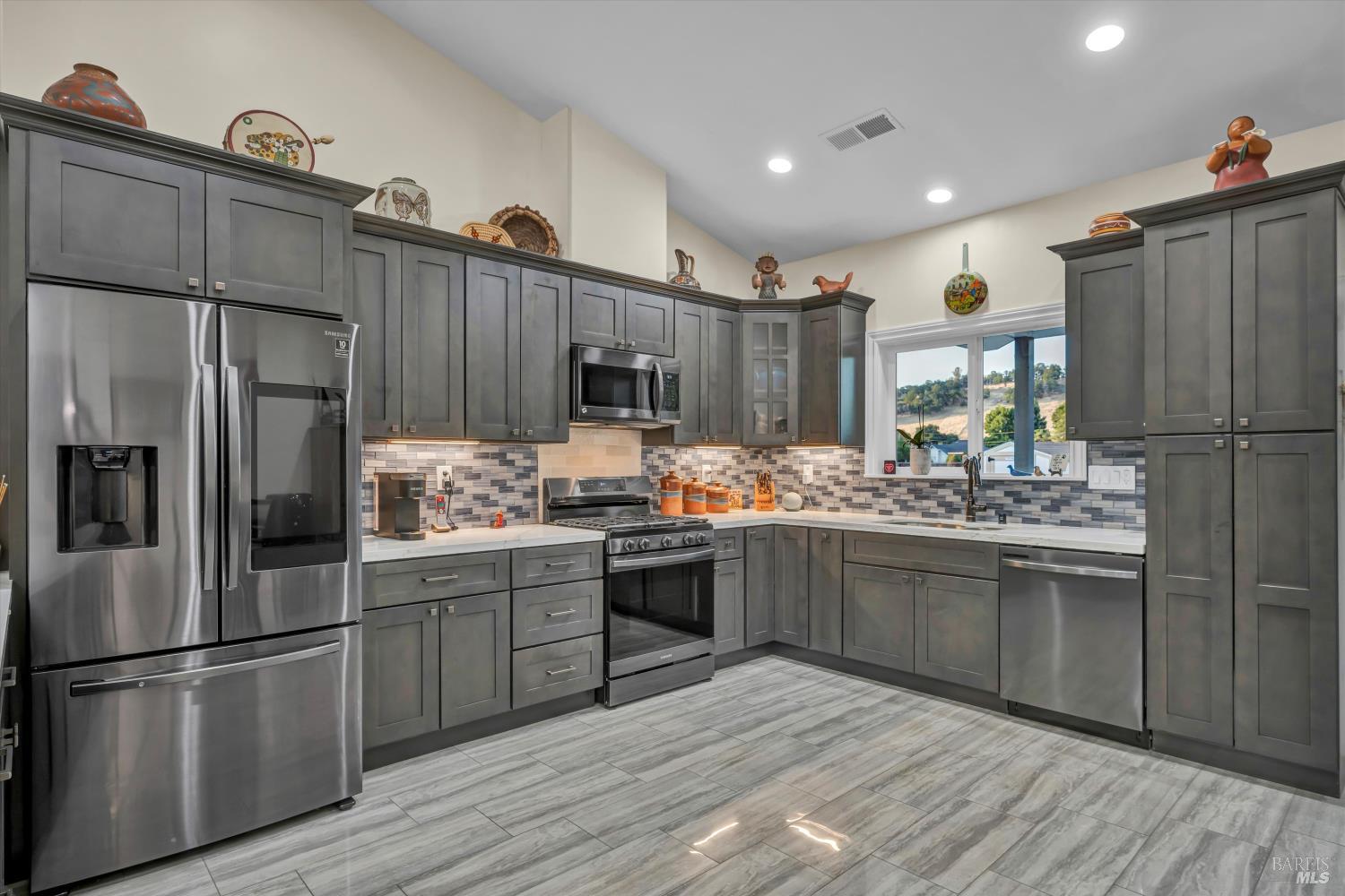 Detail Gallery Image 12 of 41 For Address Is Not Disclosed, Hidden Valley Lake,  CA 95467 - 3 Beds | 2 Baths