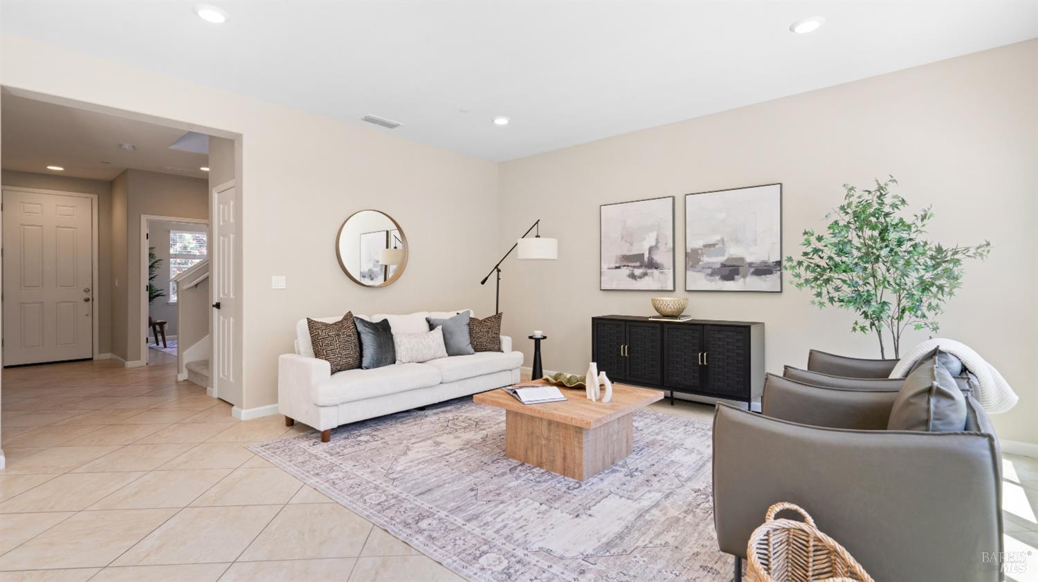 Detail Gallery Image 18 of 42 For 5114 Kolton Pl, Rohnert Park,  CA 94928 - 5 Beds | 2/1 Baths