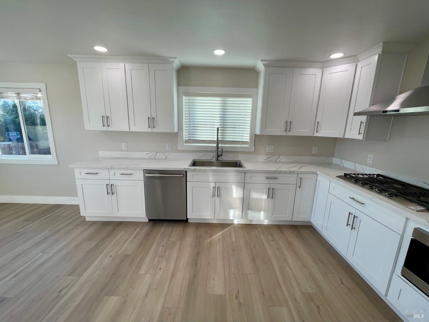 Detail Gallery Image 39 of 64 For 406 El Camino Real Unkn, Vallejo,  CA 94590 - 3 Beds | 2 Baths