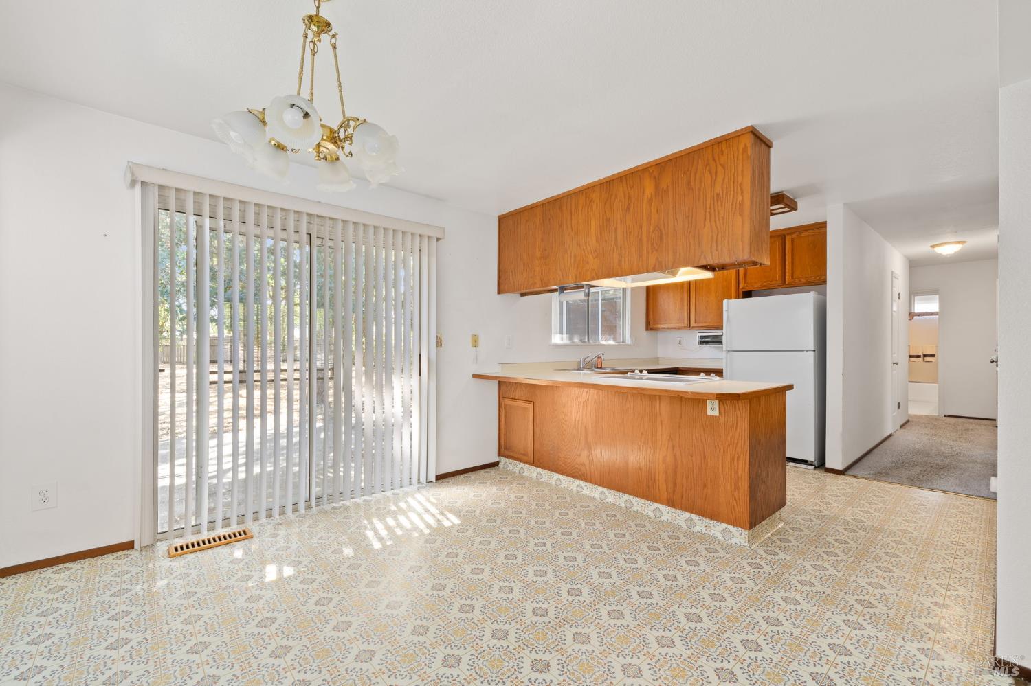 Detail Gallery Image 9 of 35 For 948 Ventnor Ave, Windsor,  CA 95492 - 3 Beds | 2 Baths
