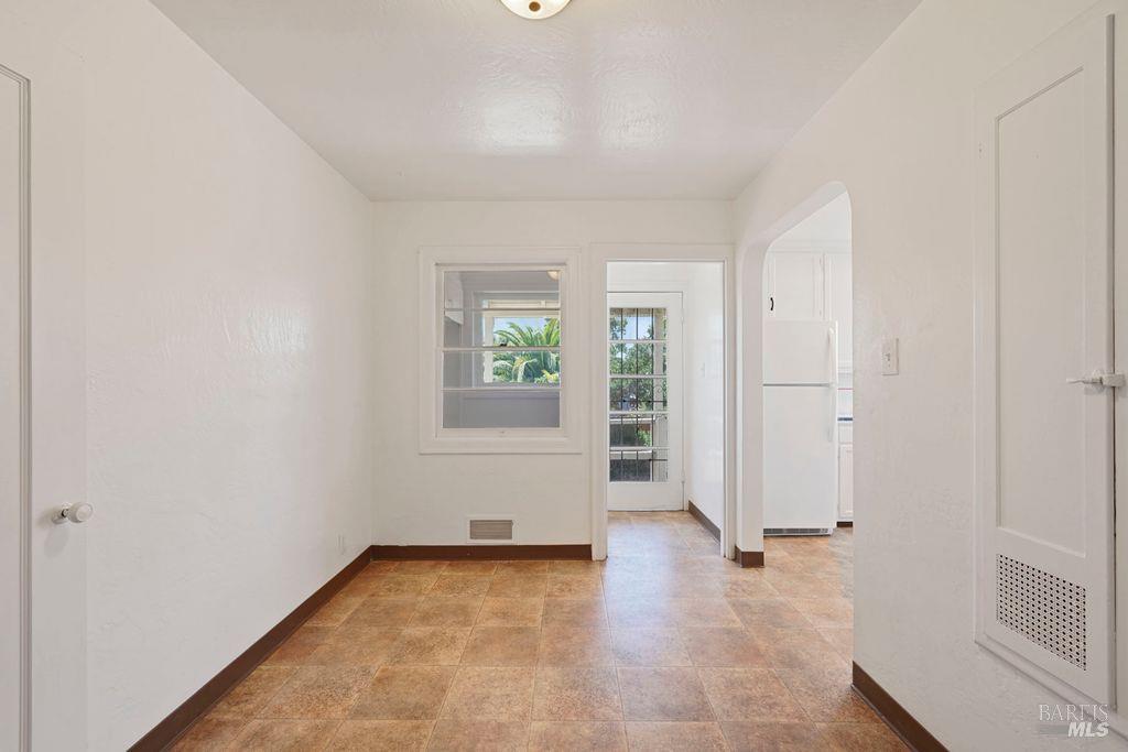 Detail Gallery Image 15 of 41 For 1465 Ohio St, Vallejo,  CA 94590 - 3 Beds | 2 Baths