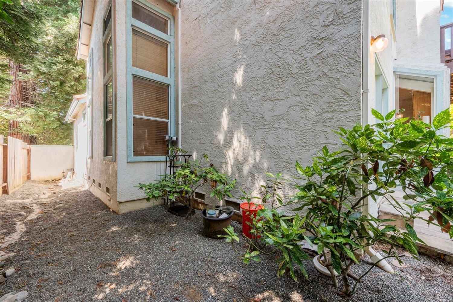 Detail Gallery Image 64 of 82 For 2136 Lakewood Dr, Fairfield,  CA 94534 - 4 Beds | 2/1 Baths