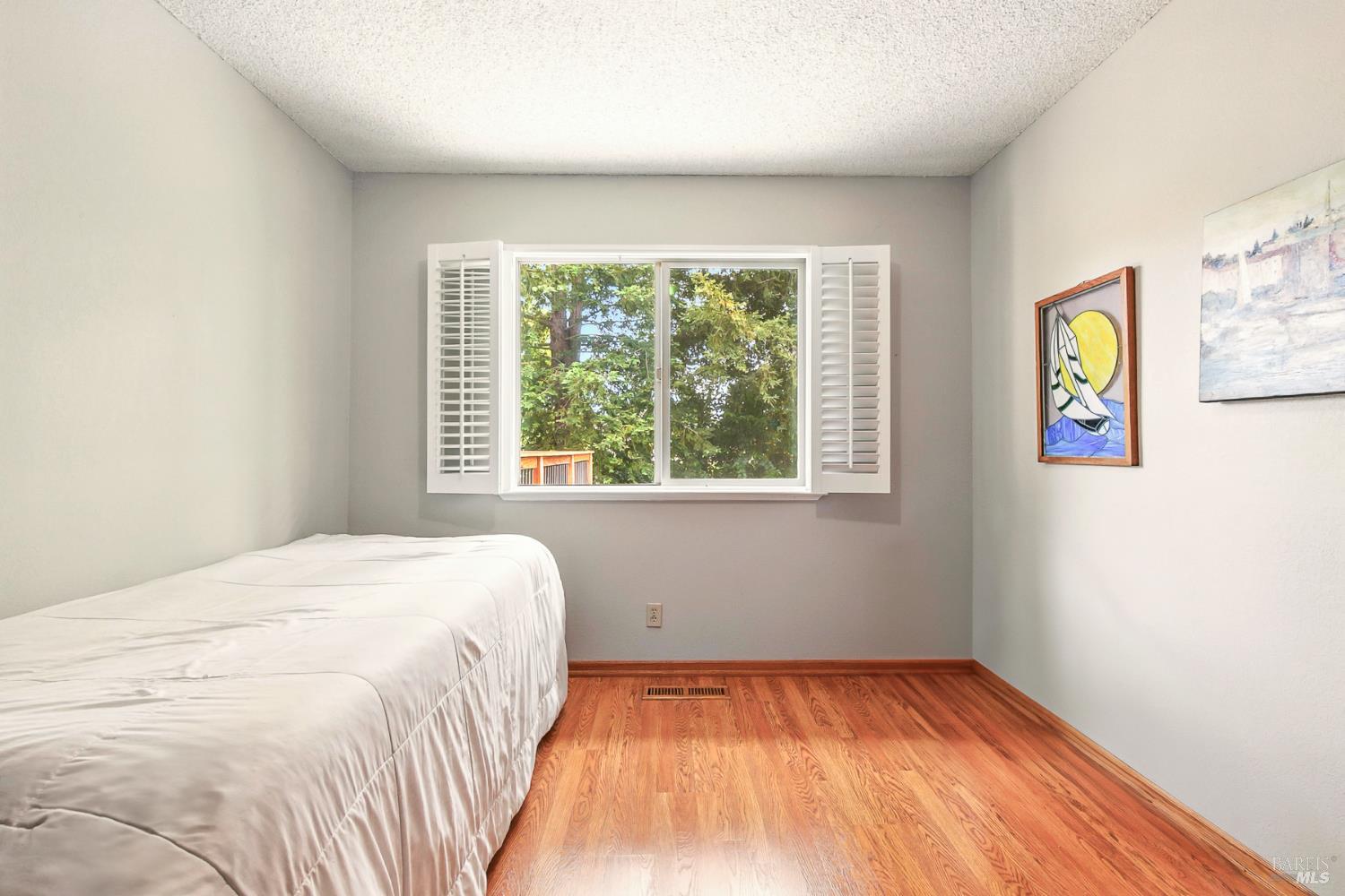 Detail Gallery Image 28 of 50 For 615 Montclair Dr, Santa Rosa,  CA 95409 - 3 Beds | 2 Baths