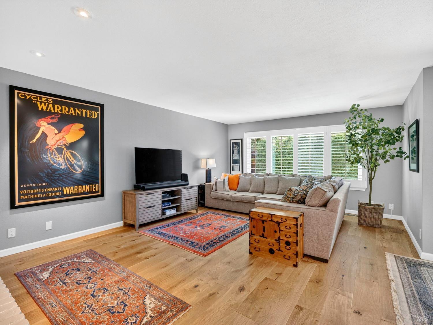 Detail Gallery Image 7 of 50 For 1215 Moss Rock Ct, Santa Rosa,  CA 95404 - 3 Beds | 2 Baths