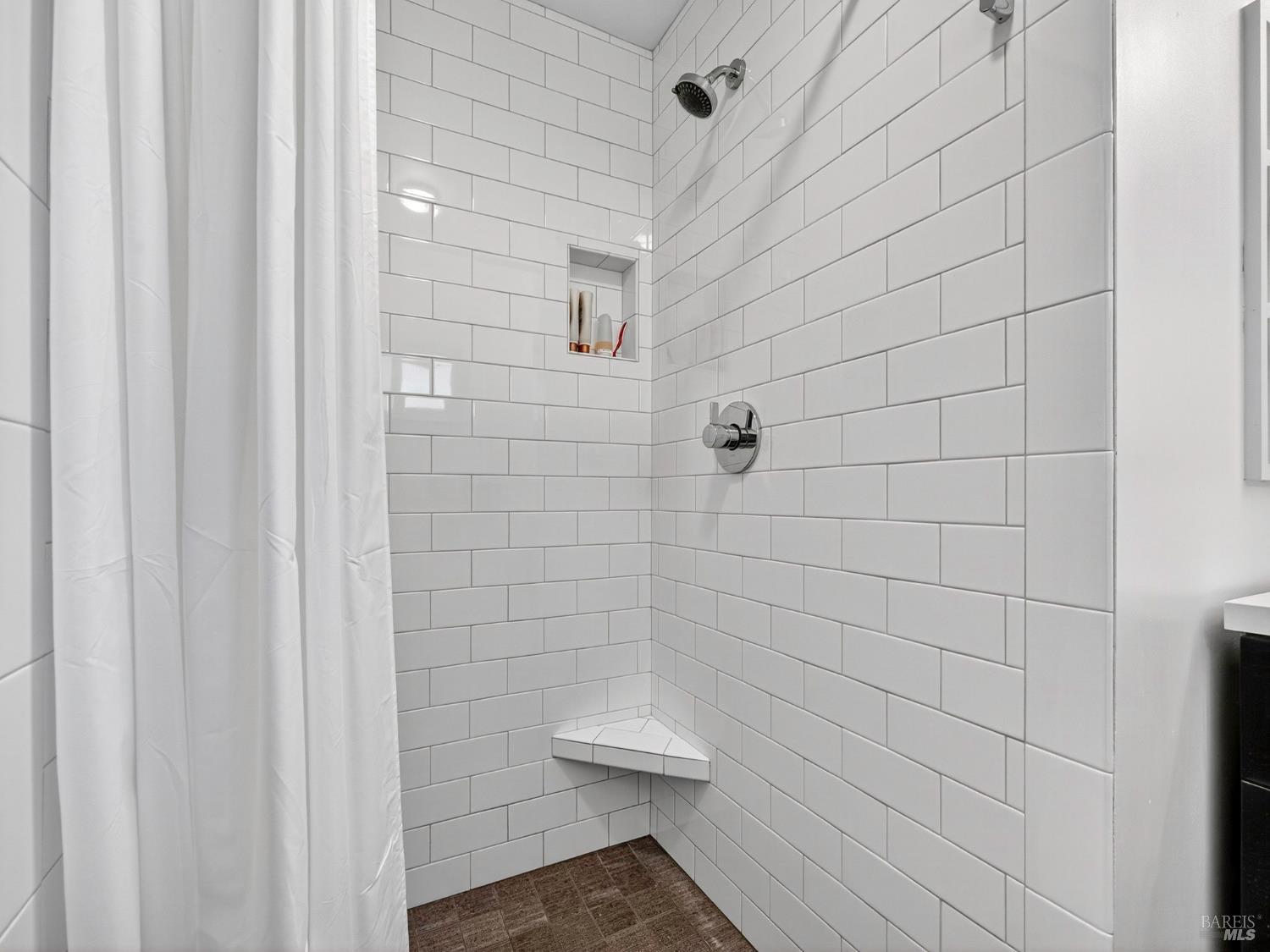 Detail Gallery Image 21 of 50 For 1215 Moss Rock Ct, Santa Rosa,  CA 95404 - 3 Beds | 2 Baths