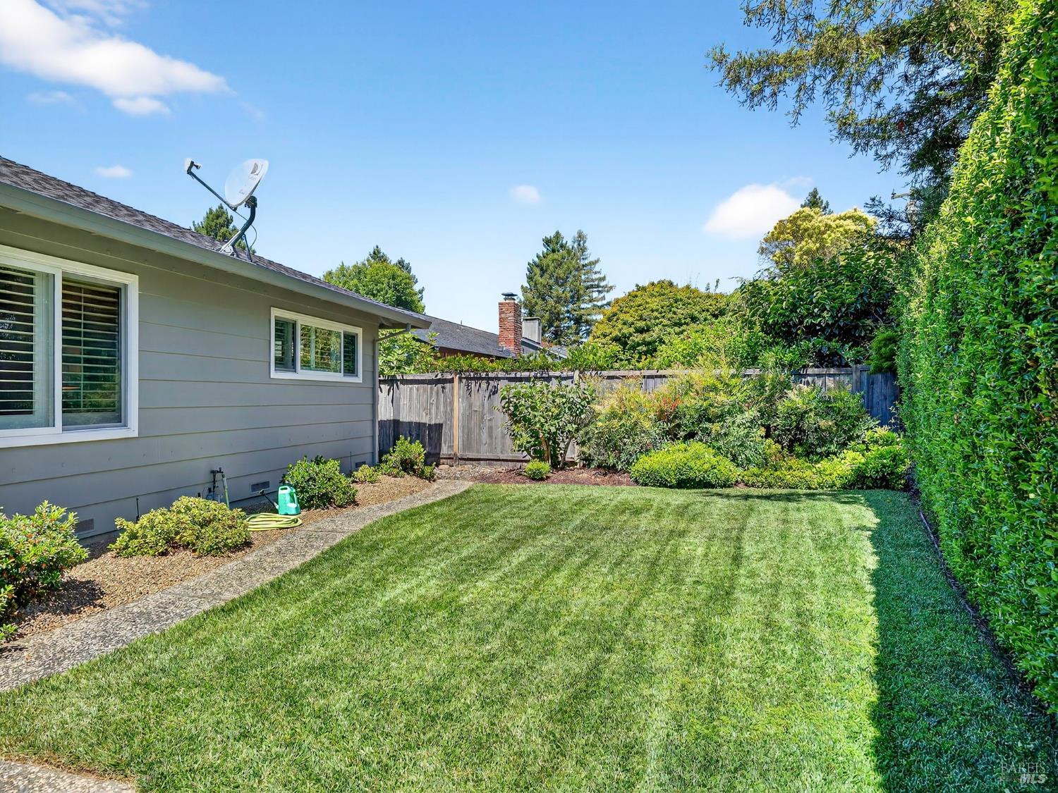 Detail Gallery Image 36 of 50 For 1215 Moss Rock Ct, Santa Rosa,  CA 95404 - 3 Beds | 2 Baths