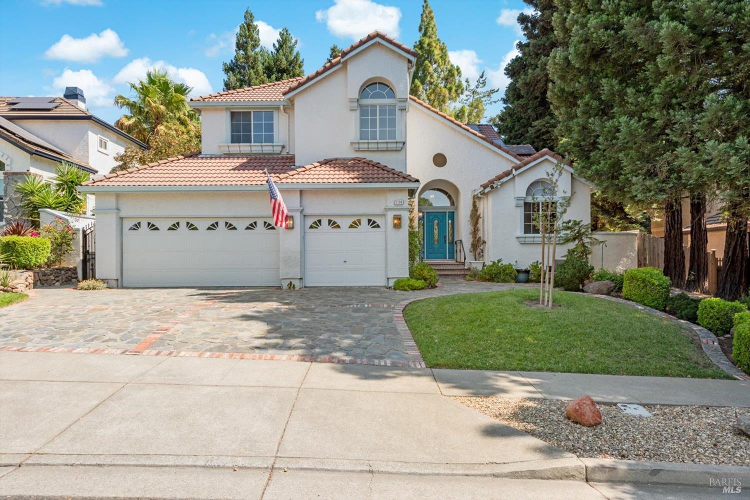 Detail Gallery Image 1 of 82 For 2136 Lakewood Dr, Fairfield,  CA 94534 - 4 Beds | 2/1 Baths
