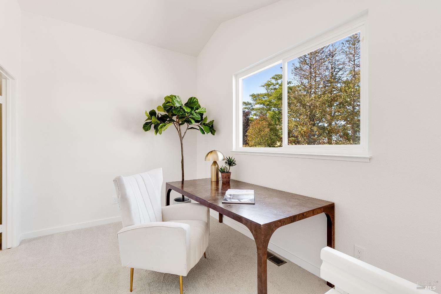 Detail Gallery Image 28 of 54 For 567 Primrose Ln, Benicia,  CA 94510 - 3 Beds | 2 Baths