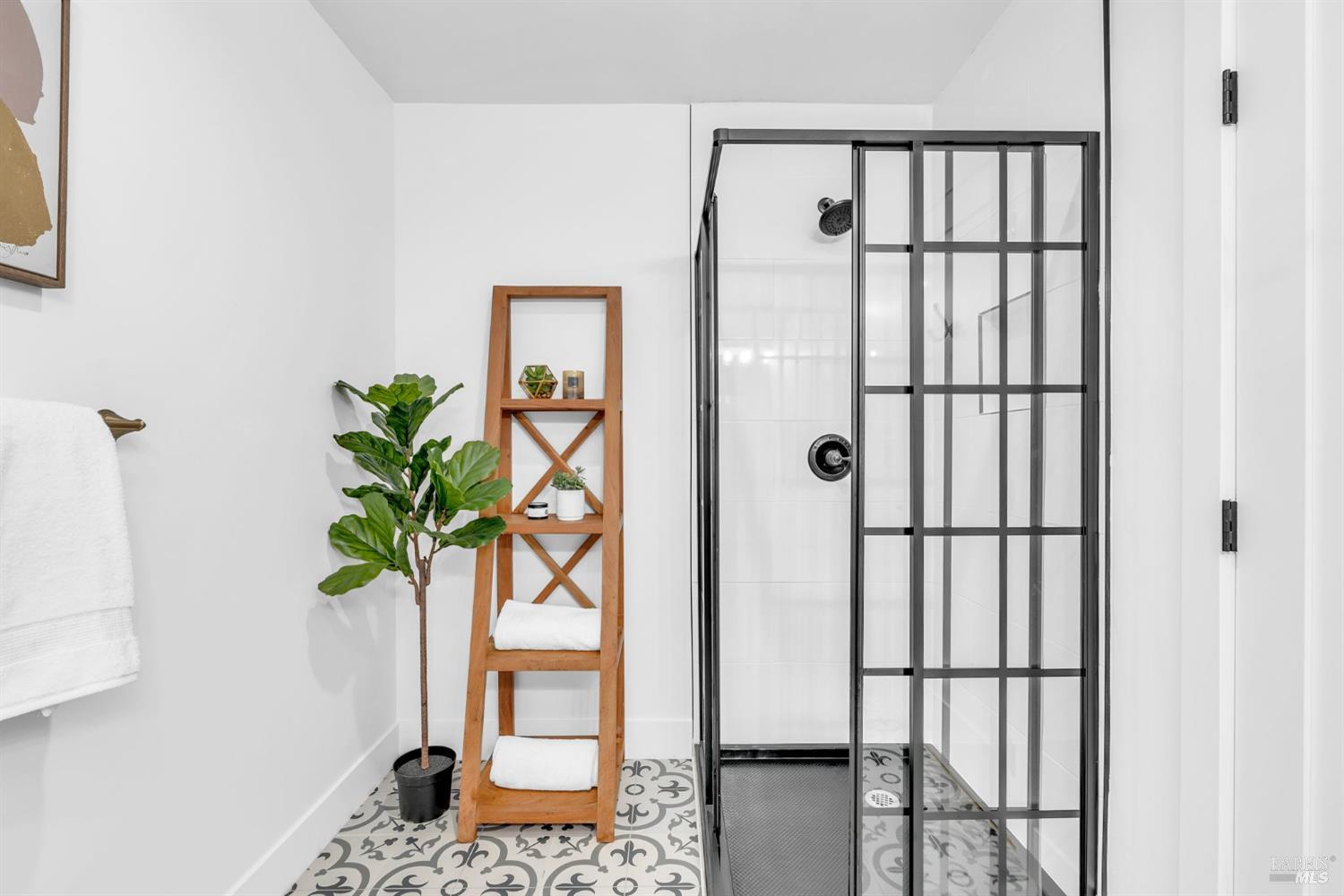 Detail Gallery Image 13 of 25 For 1594 Laurel St, Napa,  CA 94559 - 2 Beds | 2 Baths