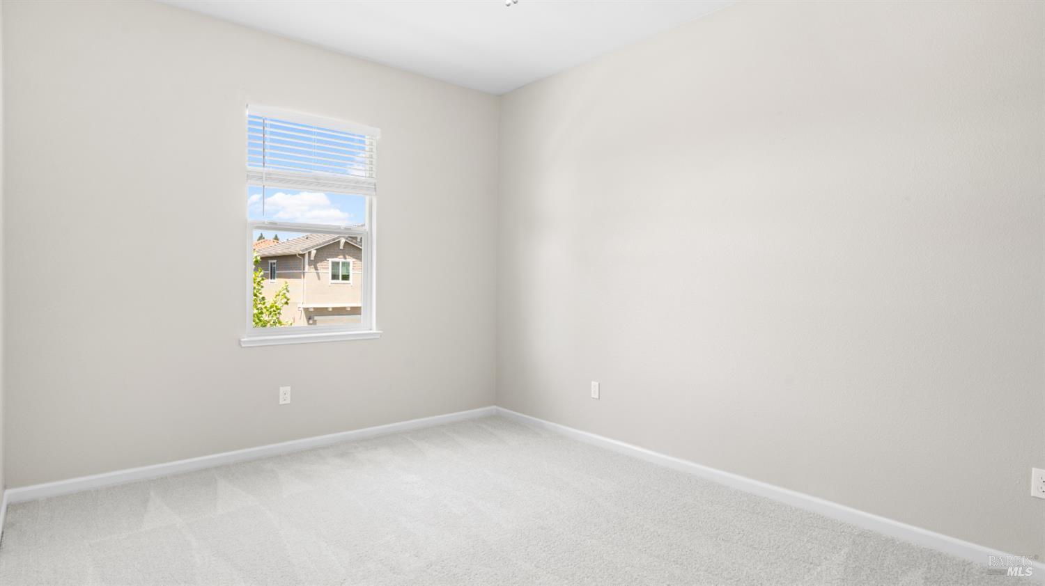 Detail Gallery Image 28 of 42 For 5114 Kolton Pl, Rohnert Park,  CA 94928 - 5 Beds | 2/1 Baths