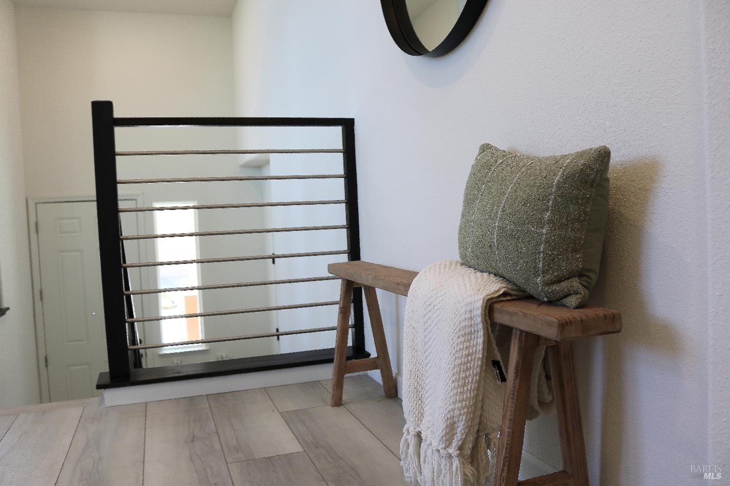 Detail Gallery Image 9 of 32 For 2 Topaz Ct, Petaluma,  CA 94952 - 3 Beds | 3 Baths