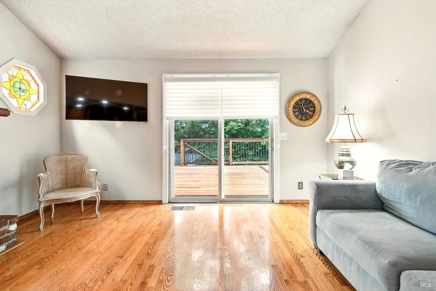 Detail Gallery Image 17 of 50 For 615 Montclair Dr, Santa Rosa,  CA 95409 - 3 Beds | 2 Baths