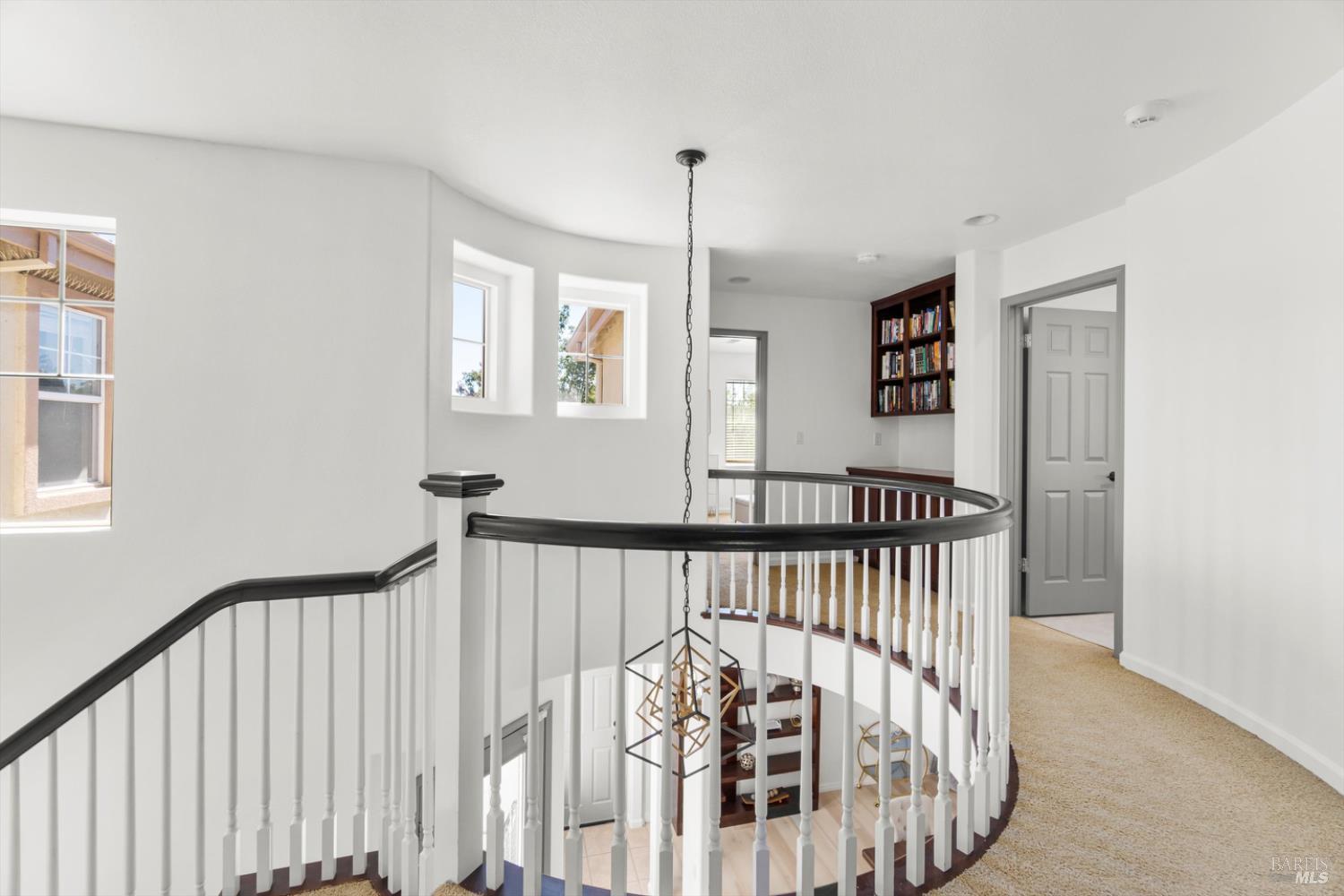 Detail Gallery Image 35 of 55 For 1451 Golf Course Dr, Windsor,  CA 95492 - 4 Beds | 2/1 Baths