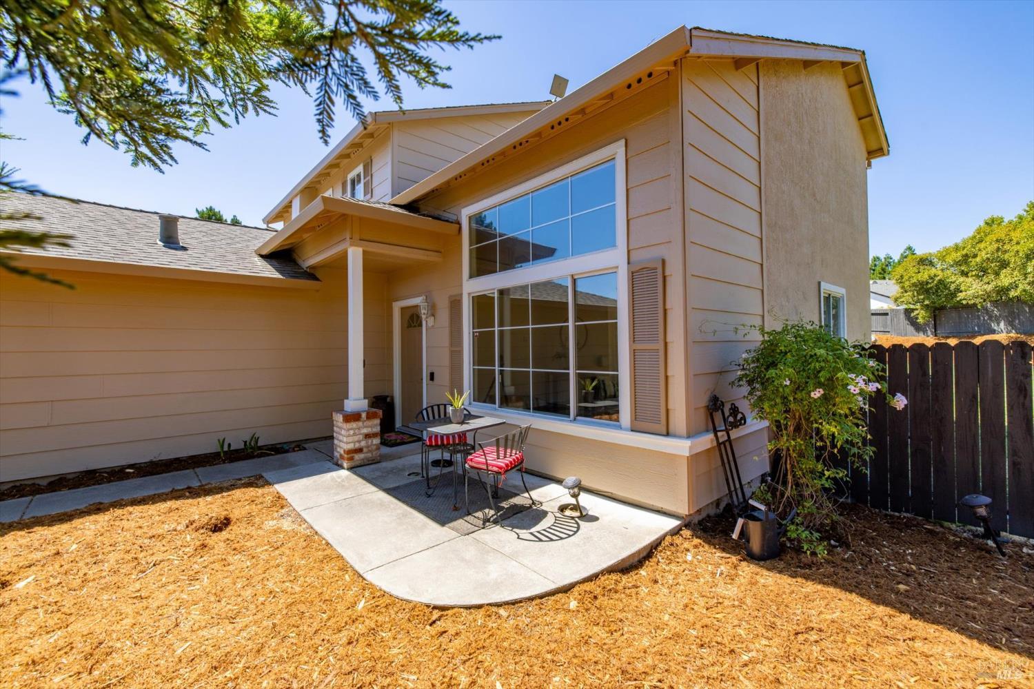 Detail Gallery Image 9 of 78 For 1013 Flint Ct, Vacaville,  CA 95687 - 4 Beds | 3 Baths
