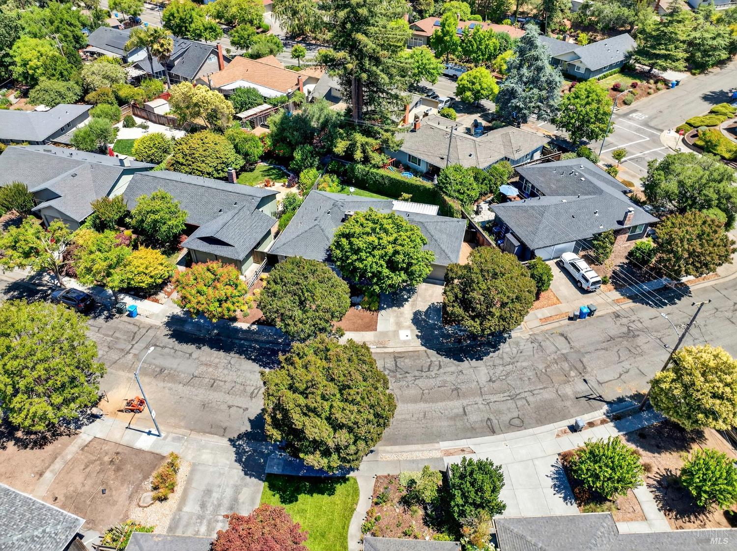 Detail Gallery Image 46 of 50 For 1215 Moss Rock Ct, Santa Rosa,  CA 95404 - 3 Beds | 2 Baths