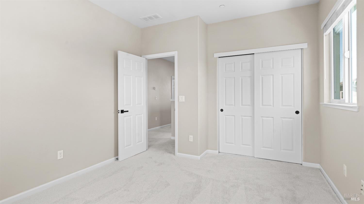 Detail Gallery Image 27 of 42 For 5114 Kolton Pl, Rohnert Park,  CA 94928 - 5 Beds | 2/1 Baths