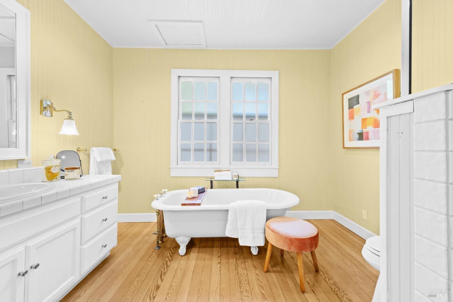 Detail Gallery Image 29 of 47 For 1881 Madrona Ave, Saint Helena,  CA 94574 - 2 Beds | 2/1 Baths