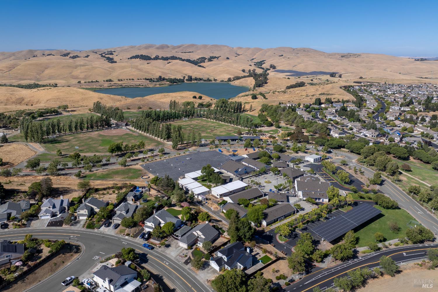 Detail Gallery Image 54 of 54 For 567 Primrose Ln, Benicia,  CA 94510 - 3 Beds | 2 Baths