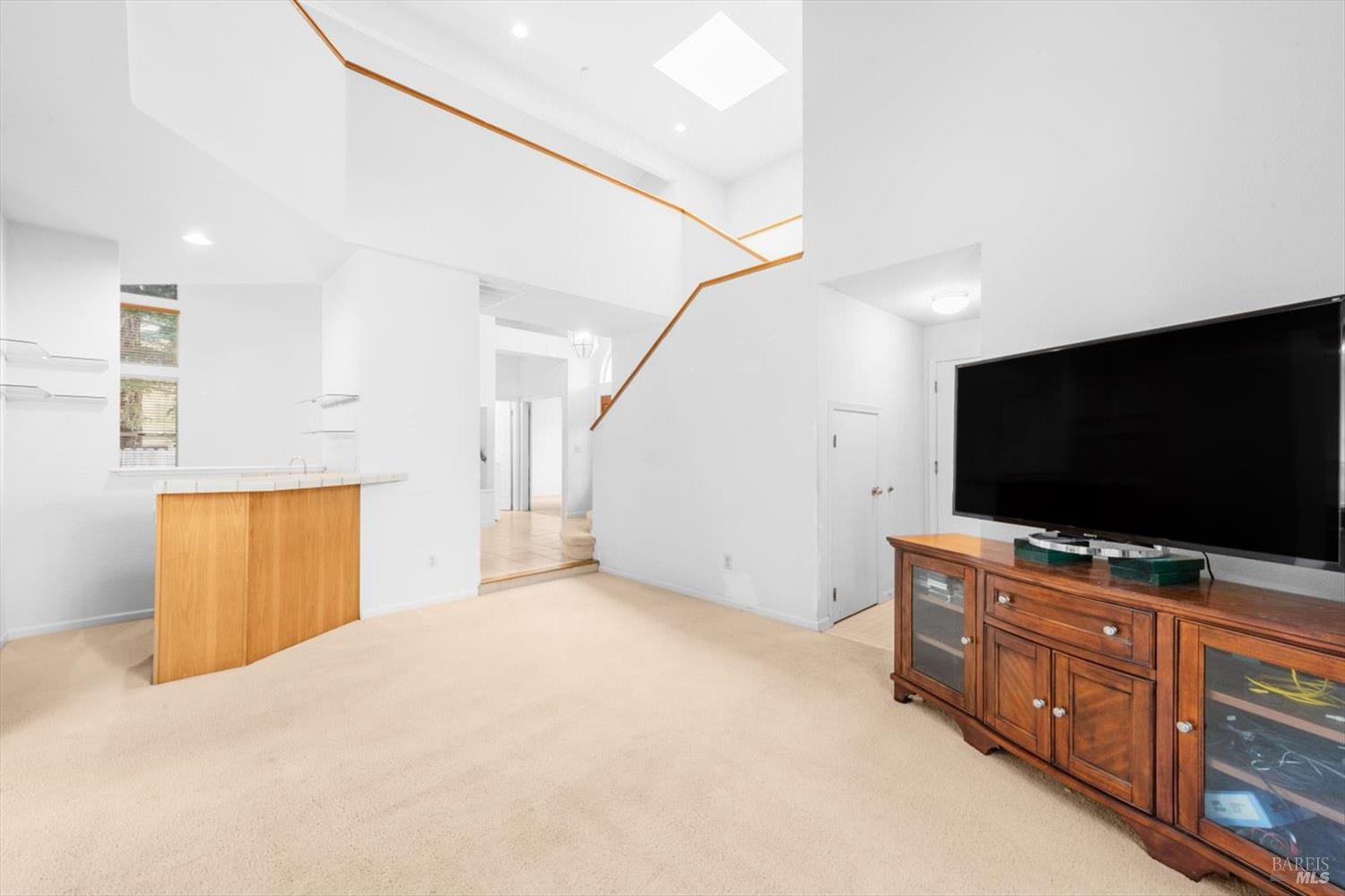 Detail Gallery Image 10 of 82 For 2136 Lakewood Dr, Fairfield,  CA 94534 - 4 Beds | 2/1 Baths