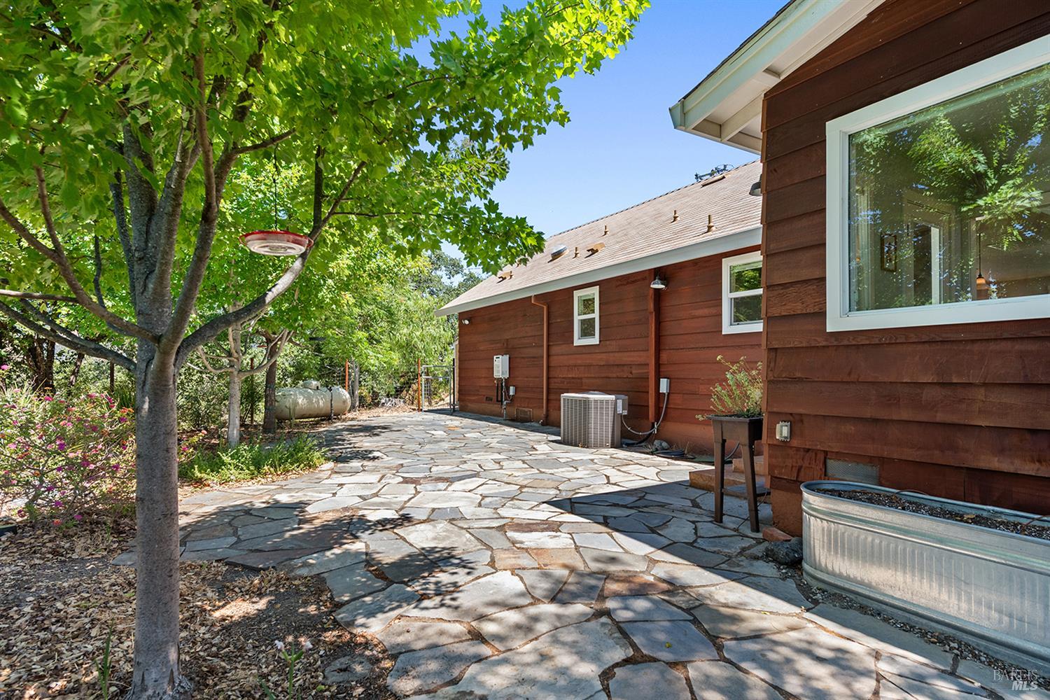 Detail Gallery Image 40 of 54 For 255 Vista View Dr, Cloverdale,  CA 95425 - 2 Beds | 2 Baths