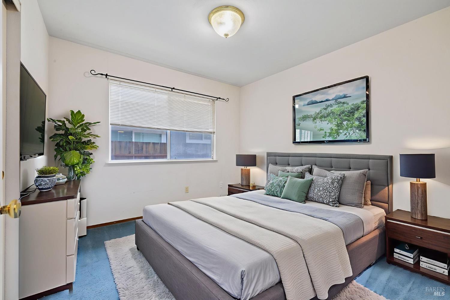 Detail Gallery Image 18 of 35 For 948 Ventnor Ave, Windsor,  CA 95492 - 3 Beds | 2 Baths
