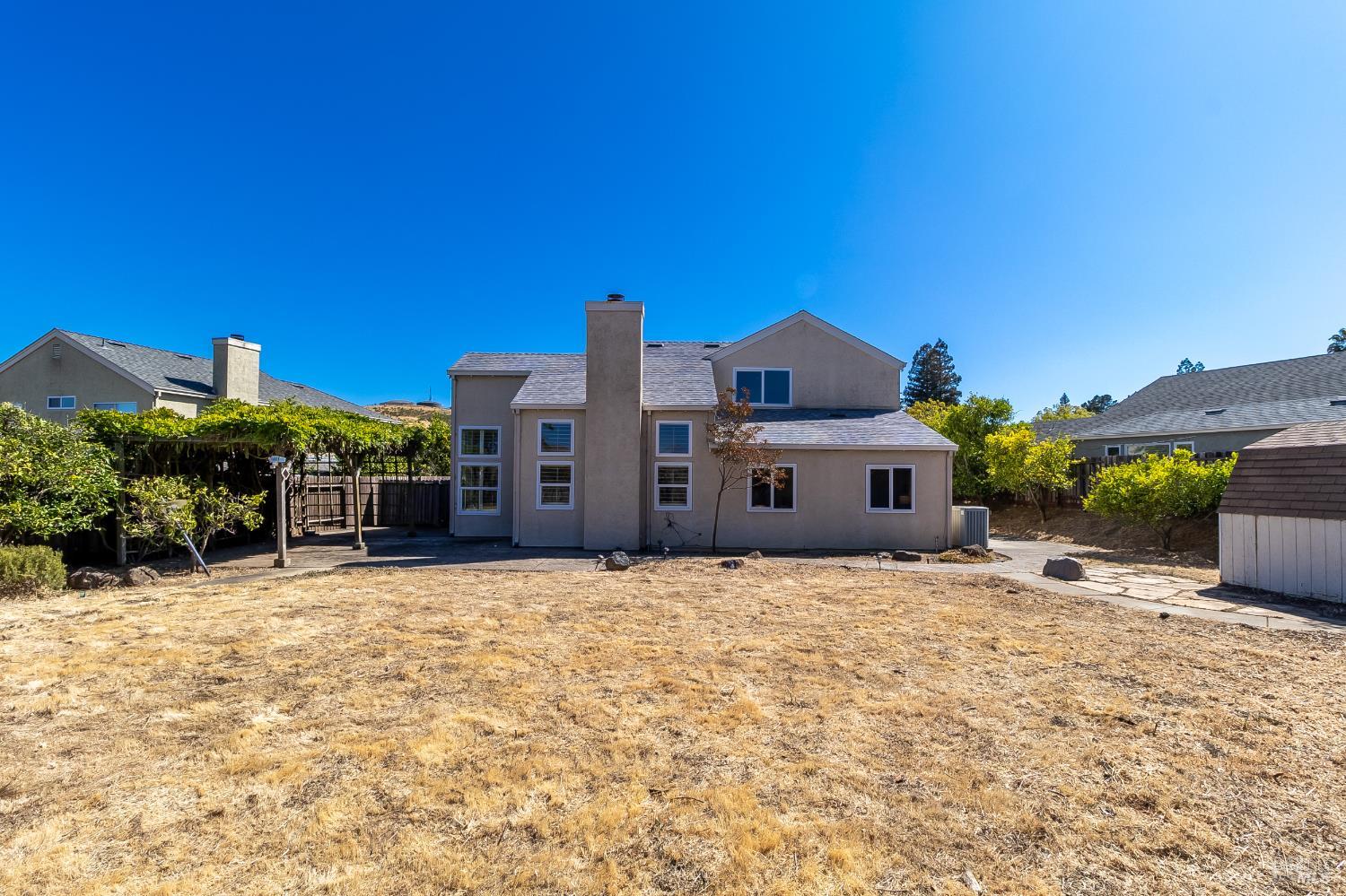 Detail Gallery Image 38 of 54 For 567 Primrose Ln, Benicia,  CA 94510 - 3 Beds | 2 Baths