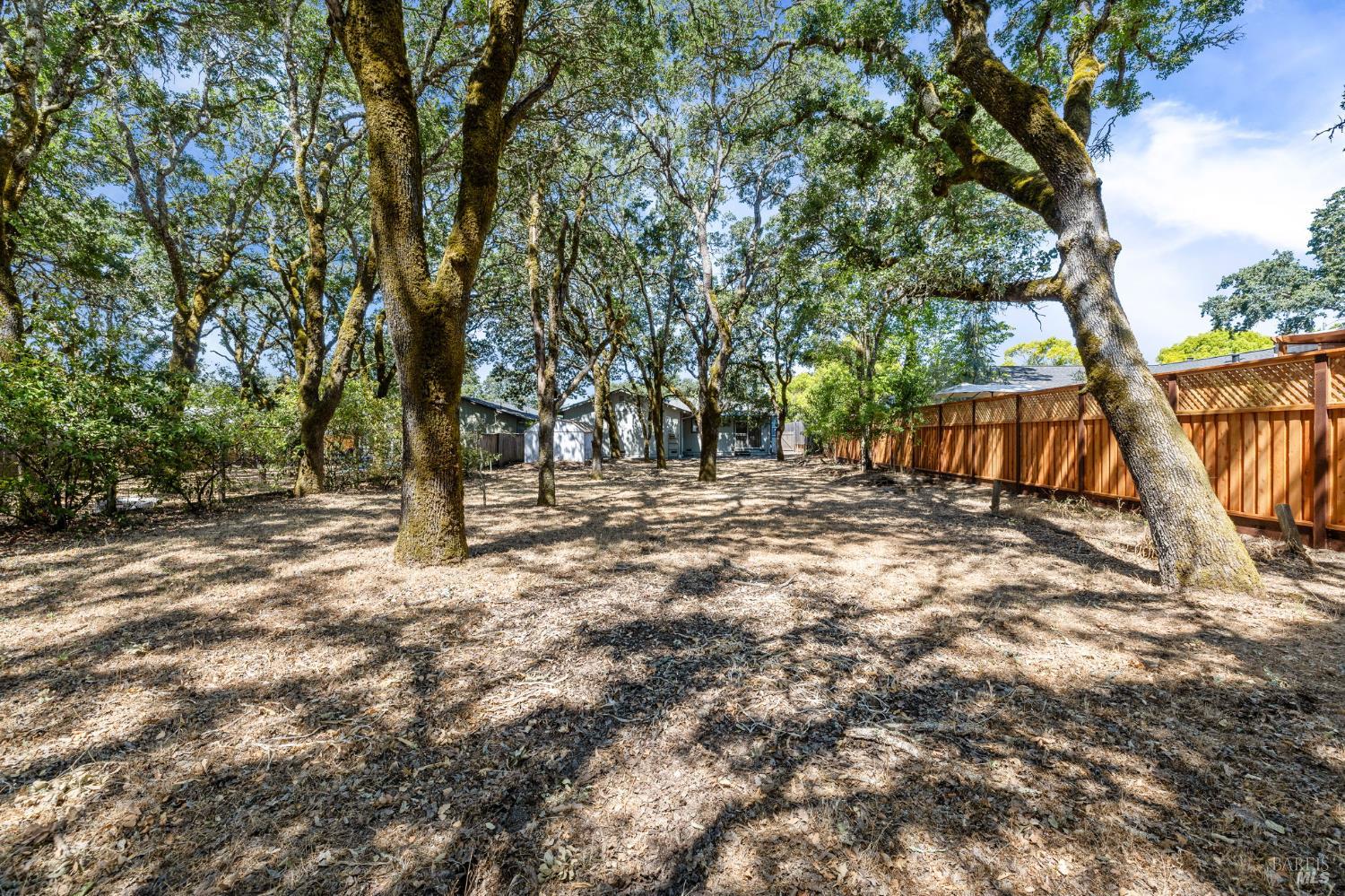 Detail Gallery Image 26 of 35 For 948 Ventnor Ave, Windsor,  CA 95492 - 3 Beds | 2 Baths