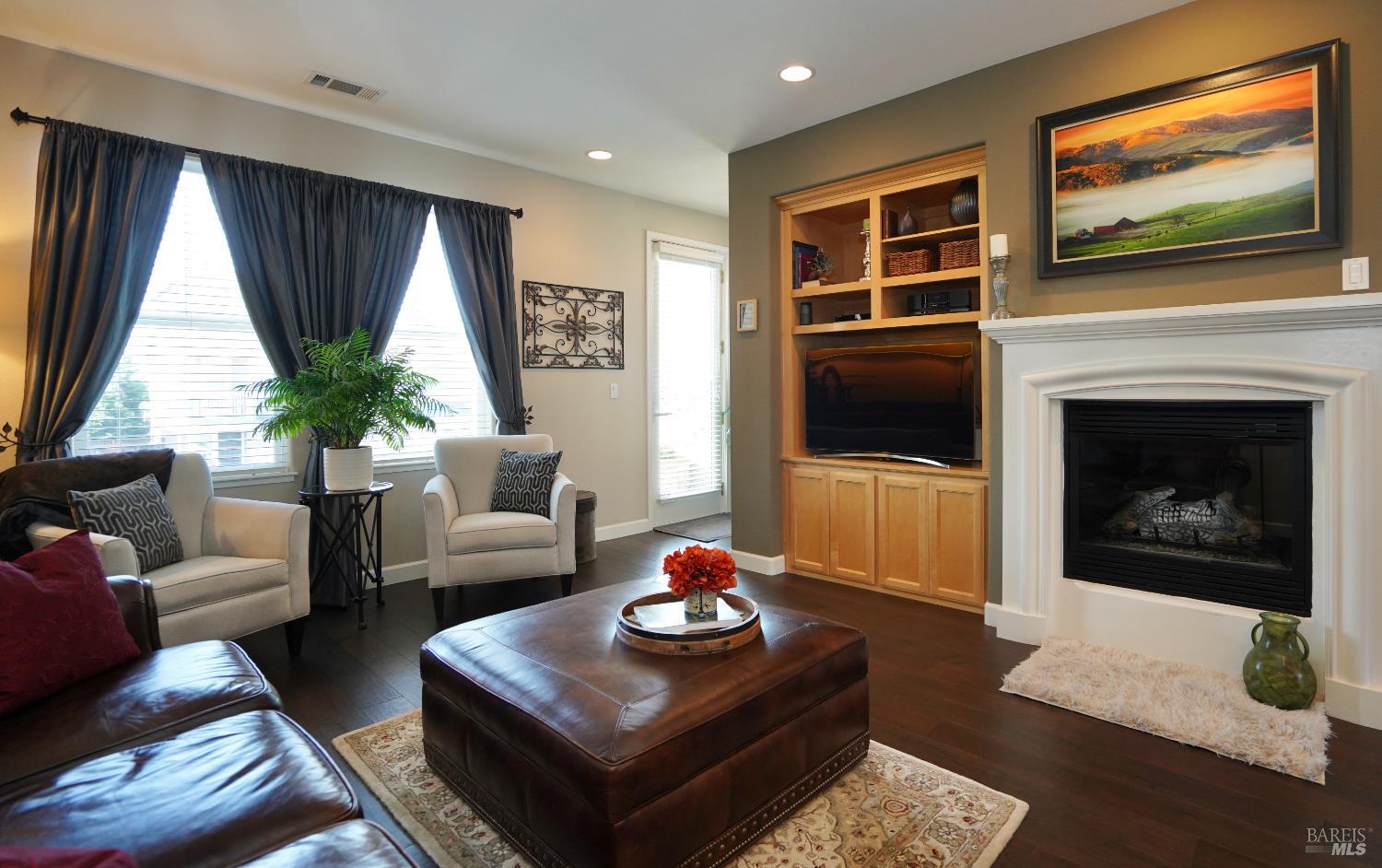 Detail Gallery Image 8 of 30 For 2265 Alysheba Ct, Napa,  CA 94559 - 2 Beds | 2/1 Baths