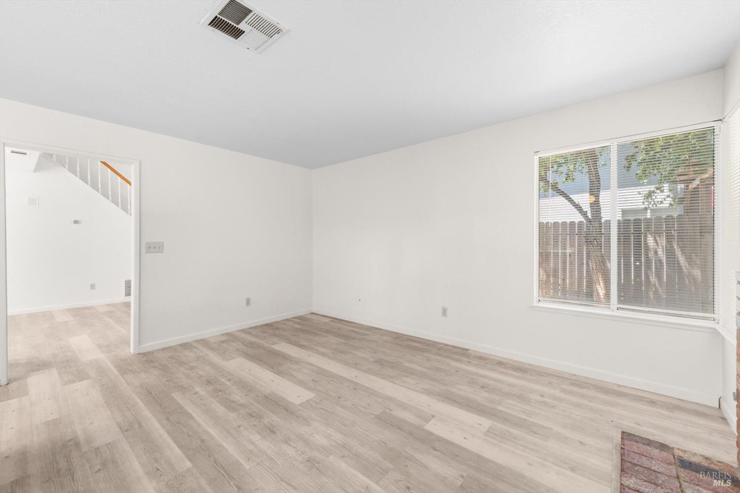 Detail Gallery Image 18 of 49 For 243 Colby Dr, Vacaville,  CA 95687 - 3 Beds | 2/1 Baths