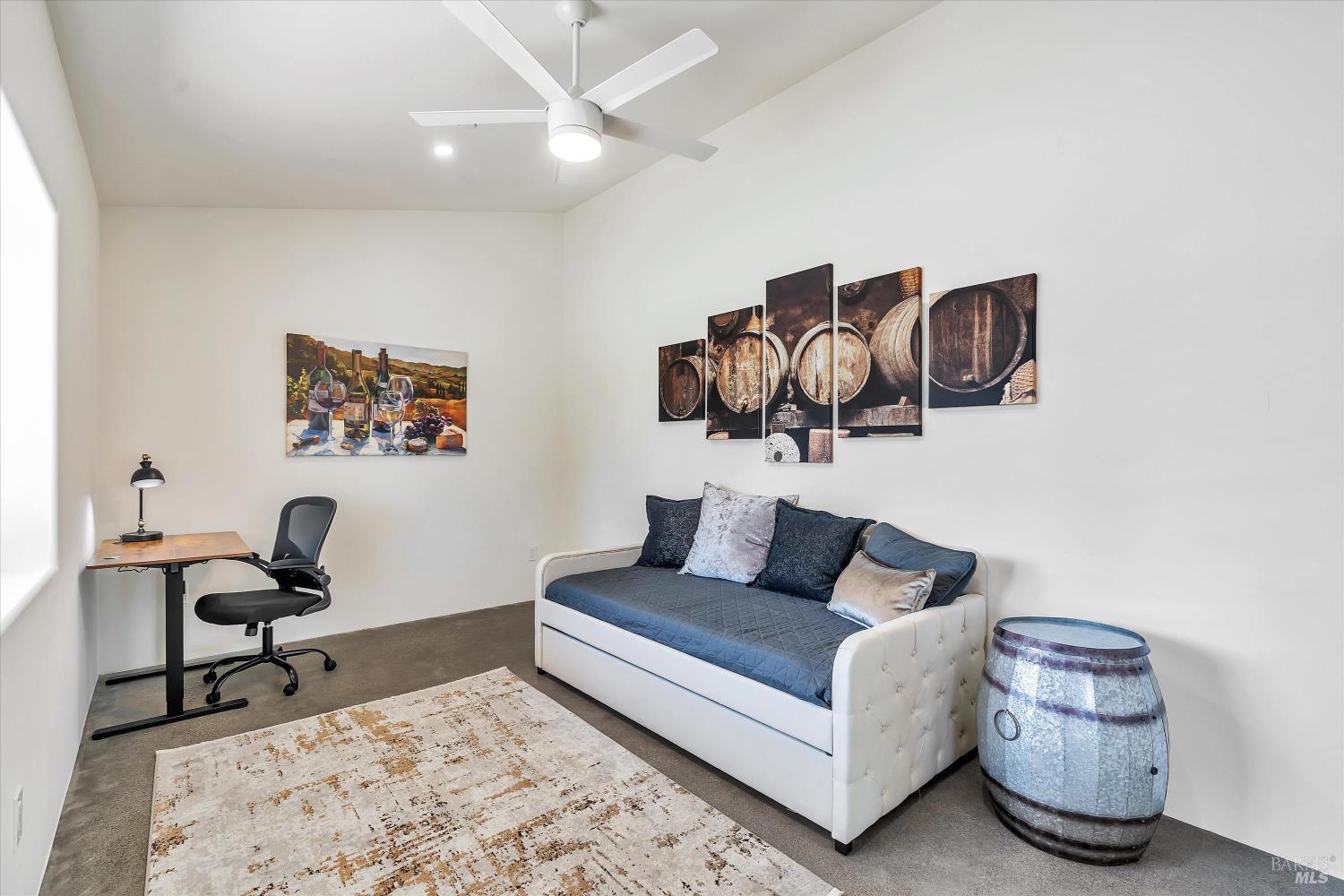 Detail Gallery Image 16 of 30 For 390 Treehaven Ln, Kenwood,  CA 95452 - 2 Beds | 2 Baths