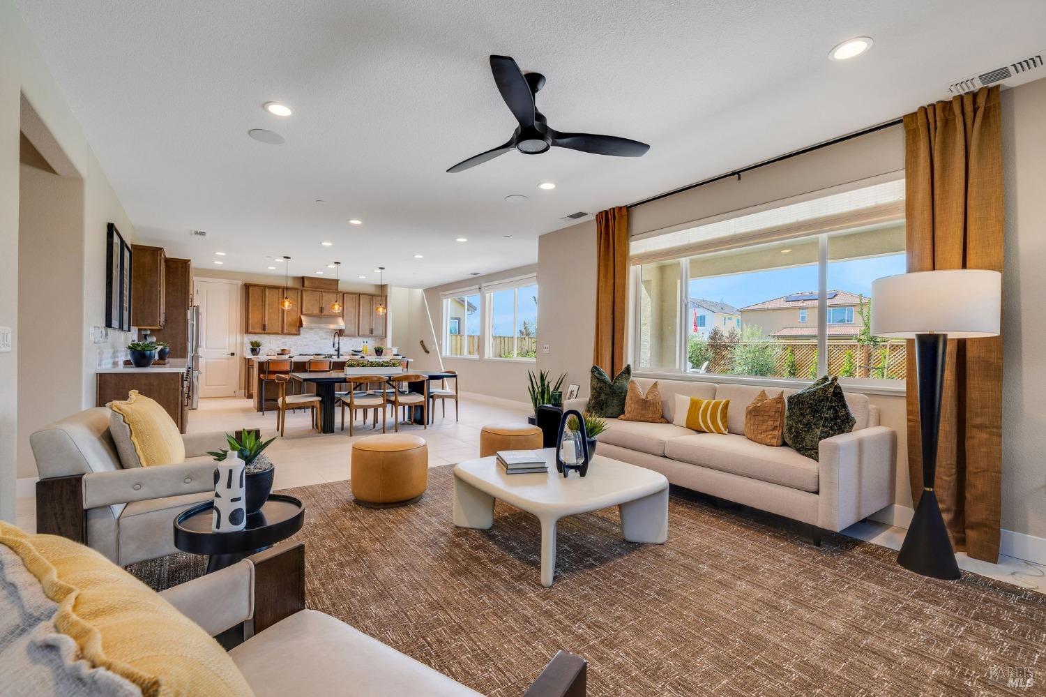 Detail Gallery Image 9 of 45 For 764 Temescal St, Oakley,  CA 94561 - 4 Beds | 3/1 Baths