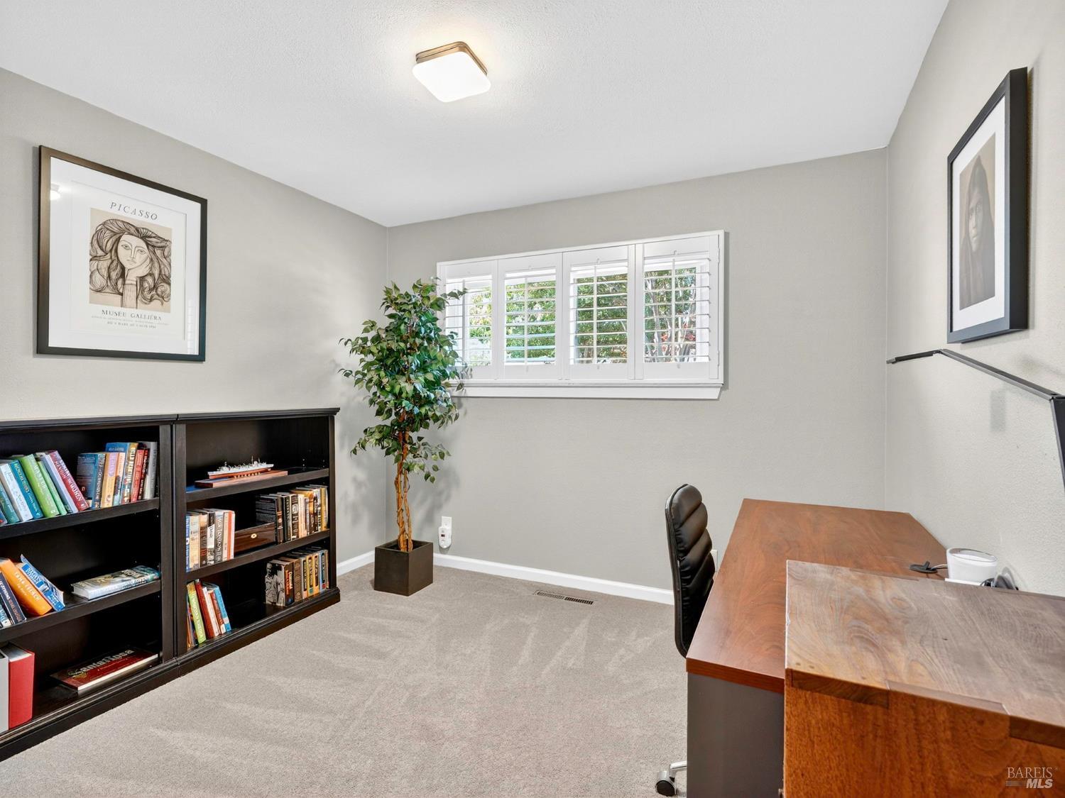 Detail Gallery Image 30 of 50 For 1215 Moss Rock Ct, Santa Rosa,  CA 95404 - 3 Beds | 2 Baths