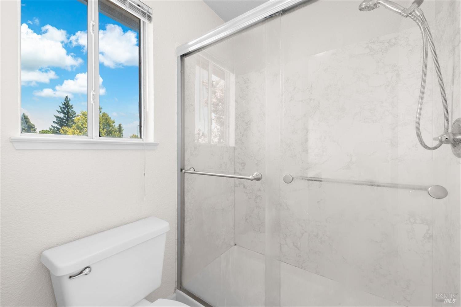 Detail Gallery Image 32 of 49 For 243 Colby Dr, Vacaville,  CA 95687 - 3 Beds | 2/1 Baths